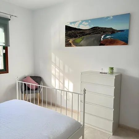 Lanzarote Lovers - Your Peaceful Corner Holiday home *